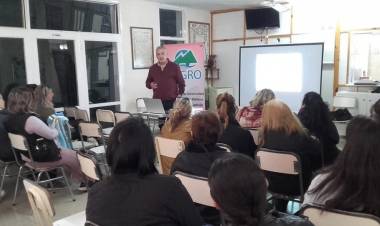 Charla Informativa sobre "Convivencia Escolar, Bullying y Acoso"
