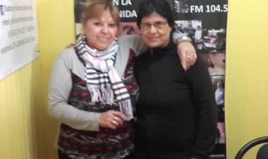 Bety de Polese integrante del Concejo Económico Parroquial visitó nuestros estudios.