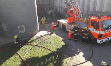 Capacitación de 2 nivel sobre incendio en silos, secadora y explosión de polvo en suspensión.
