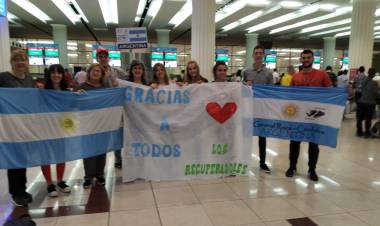 Los alumnos y profesores del Inst. José Hernández llegan el Martes 1 de Octubre a General Roca.