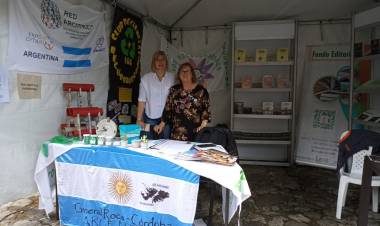 De regreso de Colombia entrevistamos a las Profesoras Raquel Raccaro y Graciela Fidelio.