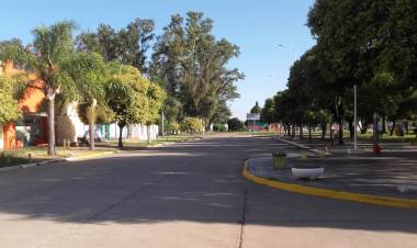 Coronavirus: "Aislamiento Social Obligatorio Preventivo" Mirá como estan las calles de Gral. Roca, Hablamos con el Intendente Marcelo Luque.